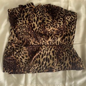 Leopard strapless top